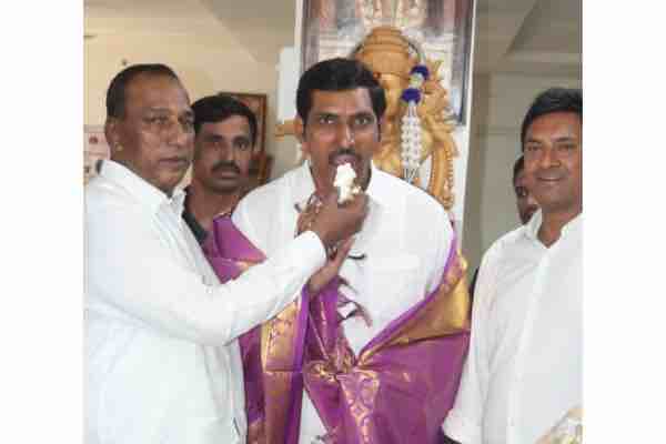 CMR కాలేజీ కేసు: ఎఫ్‌ఐఆర్‌లో మల్లారెడ్డి సోదరుడి పేరు