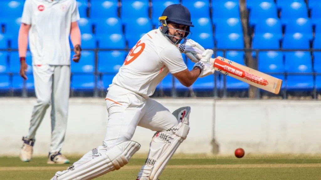 కరుణ్ నాయర్ ప్రస్తుతం విజయ్ హజారే ట్రోఫీ