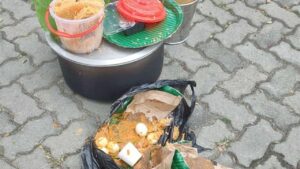 తిరుమలలో నిషేధిత ఆహారంతో కలకలం