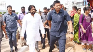 పవన్ కల్యాణ్ భద్రతపై జనసేన ఆందోళన