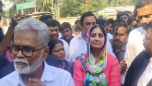 నా భర్తకు ప్రాణహాని ఉంది :వంశీ భార్య