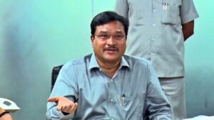 హైడ్రా, జీహెచ్ఎంసీ కమిషనర్ల కీలక నిర్ణయం