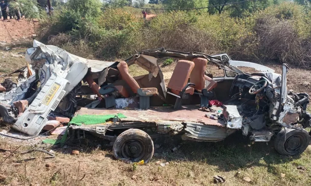 394492 seven from andhra pradesh killed while returning from maha kumbh