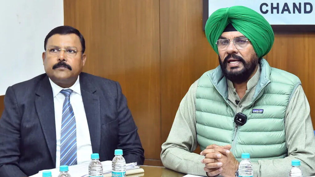 లేని శాఖకు 20 నెలలు మంత్రిగా పనిచేసిన ఆప్‌ నేత..