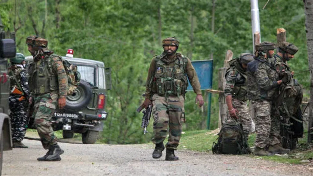 పాక్‌ సరిహద్దు వద్ద బాంబు పేలుడు.. ఇద్దరు జవాన్ల మృతి !