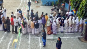 రెండు రాష్ట్రాల్లో కొనసాగుతున్న ఉపఎన్నికల పోలింగ్‌..