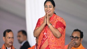 ఢిల్లీ కొత్త సీఎం రేఖా గుప్తా సహా ఐదుగురిపై క్రిమినల్ కేసులు