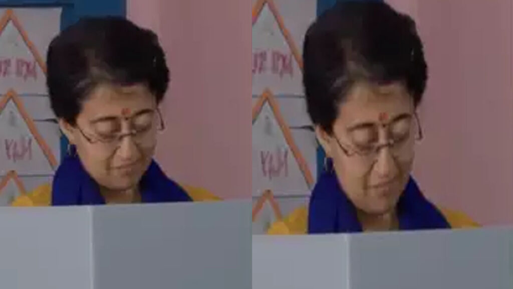 ఓటు హక్కు వినియోగించుకున్న ఢిల్లీ సీఎం అతిషి