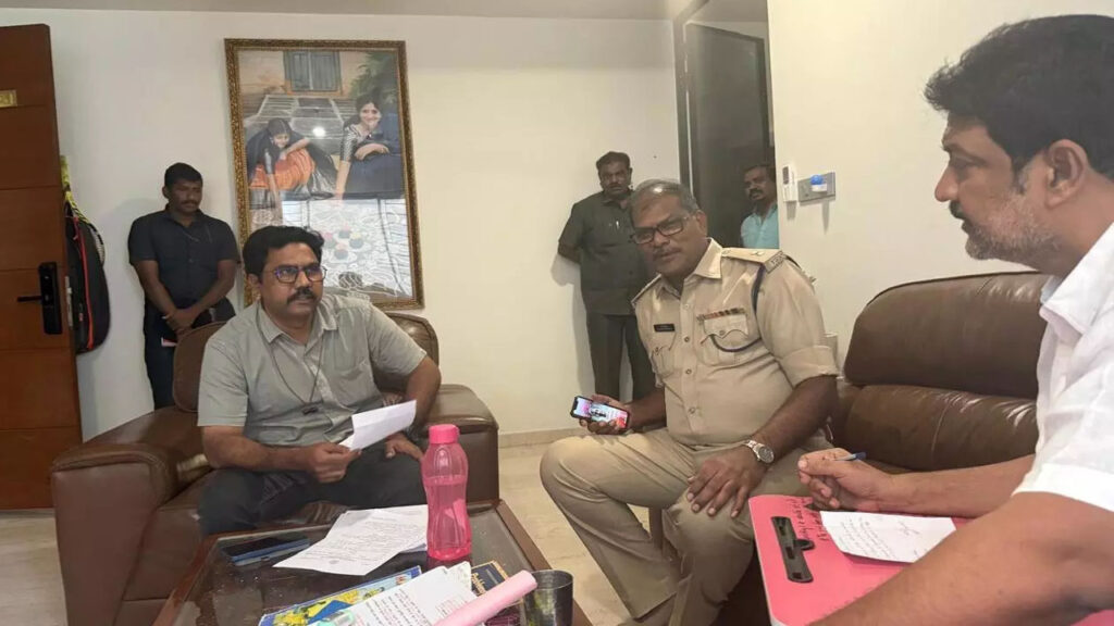 మాజీ ఎమ్మెల్యే వల్లభనేని వంశీ అరెస్ట్‌