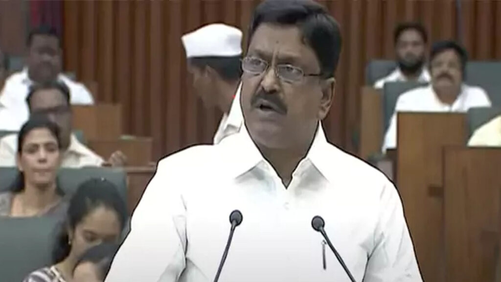వార్షిక బడ్జెట్‌ను అసెంబ్లీలో ప్రవేశపెట్టిన మంత్రి పయ్యావుల