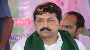 బీఆర్ఎస్ ఎమ్మెల్సీకి నోటీసులు
