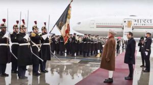 ఫ్రాన్స్ కు చేరుకున్న ప్రధాని మోడీ