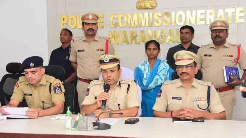 మావోయిస్టు కీలక నేత లొంగుబాటు..!