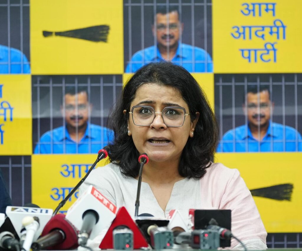 కేజ్రీవాల్‌ రాజ్యసభకు వెళ్లడం లేదు: ప్రియాంకా కక్కర్‌