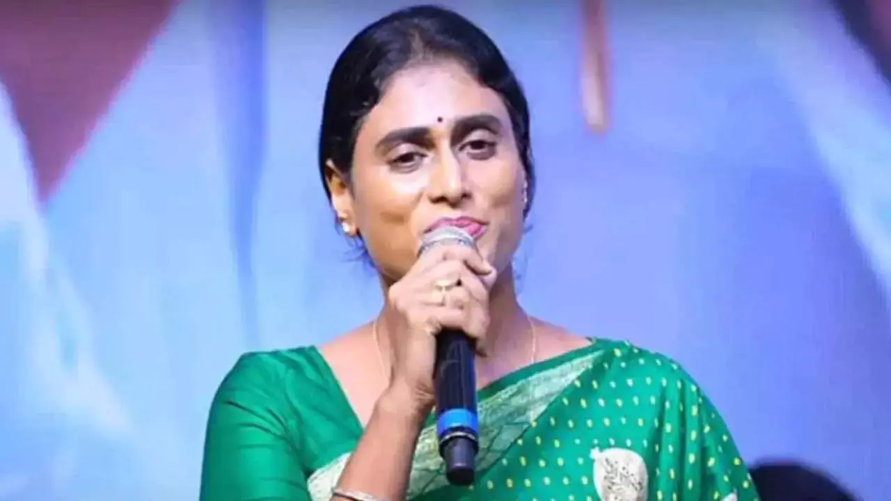 Sharmila: Jagan's attitude is not changing despite people booing.