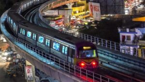 మెట్రో ప్రయాణికుల పై ఛార్జీల భారం