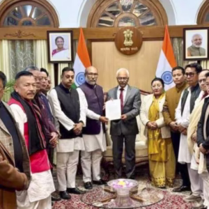 బీరెన్‌సింగ్‌ రాజీనామా.