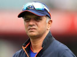 రాహుల్ ద్రవిడ్ కారుకు రోడ్డు ప్రమాదం.