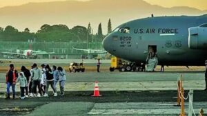 ట్రంప్ లాగా మన నాయకులు చేయలేరా?