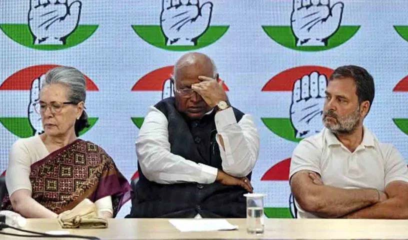 దేశంలో కాంగ్రెస్‌కు తగ్గుతున్న ఆదరణ!