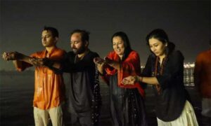 కుంభమేళాలో పుణ్యస్నానం ఆచరించిన కిషన్ రెడ్డి కుటుంబం