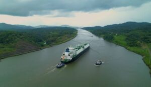 నౌకలకు ఉచిత ప్రయాణం.