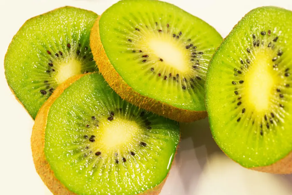 So many benefits of kiwi fruits