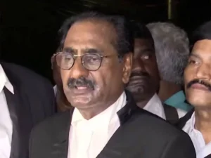 పోసాని కేసు హైకోర్టుకు వెళతామన్న పొన్నవోలు