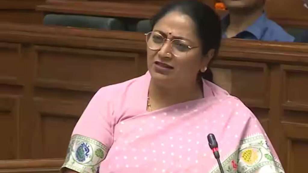 Delhi budget : బడ్జెట్‌పై ప్రజల నుంచి 10 వేల సూచనలు అందాయి: సీఎం రేఖాగుప్తా