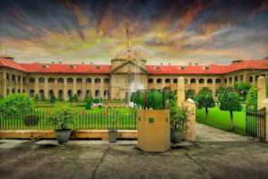 లైంగిక వేధింపుల కేసులో అలహాబాద్ హైకోర్టు తీర్పుపై దేశవ్యాప్తంగా ఆగ్రహం