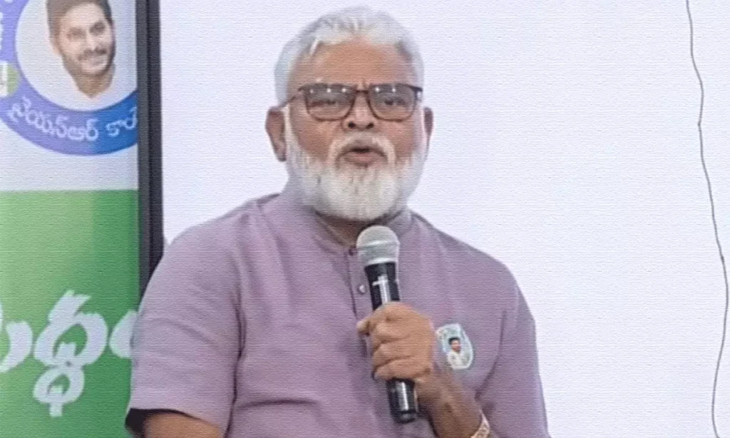 Ambati Rambabu : పవన్ ను ఊసరవెల్లితో పోల్చిన అంబటి