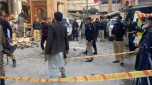 పాకిస్థాన్ మసీదులో బాంబు పేలుడు