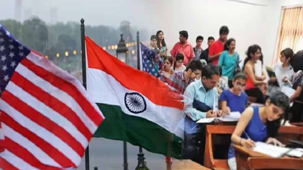 Central Govt : అమెరికాలోని భారతీయ విద్యార్థులకు కేంద్రం సూచనలు