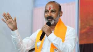 తెలంగాణలో గ్రీన్‌ మర్డర్‌: బండి సంజయ్‌ కీలక వ్యాఖ్యలు