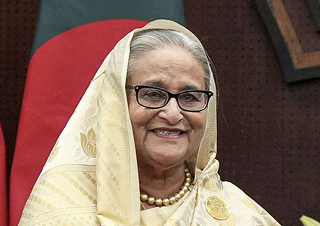 మాజీ ప్రధాని షేక్ హసీనా ఆస్తుల సీజ్: ఢాకా కోర్టు ఆదేశాలు