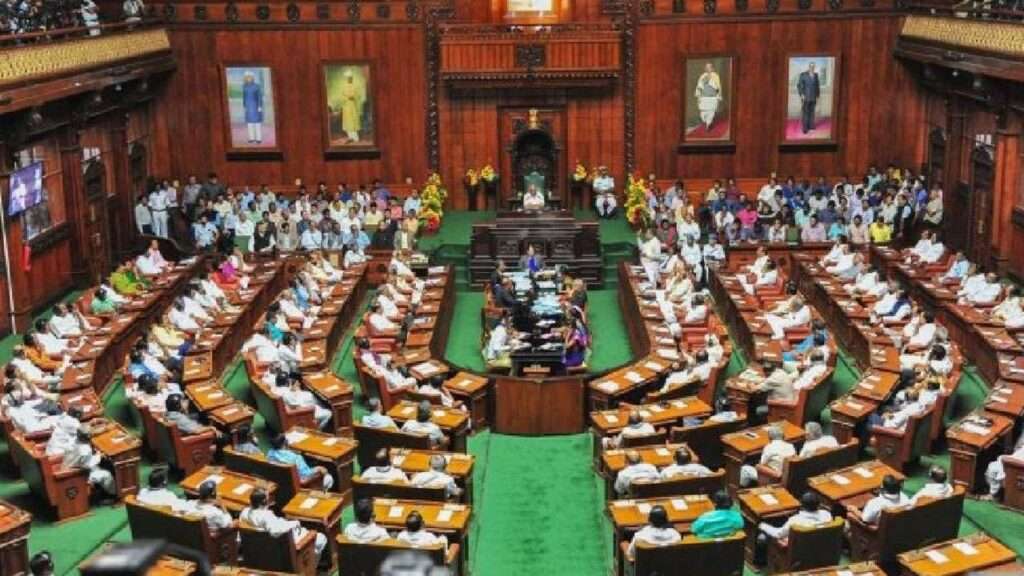 Karnataka : హనీ ట్రాప్ అంశాన్ని అసెంబ్లీలో లేవనెత్తిన బీజేపీ ఎమ్మెల్యేలు