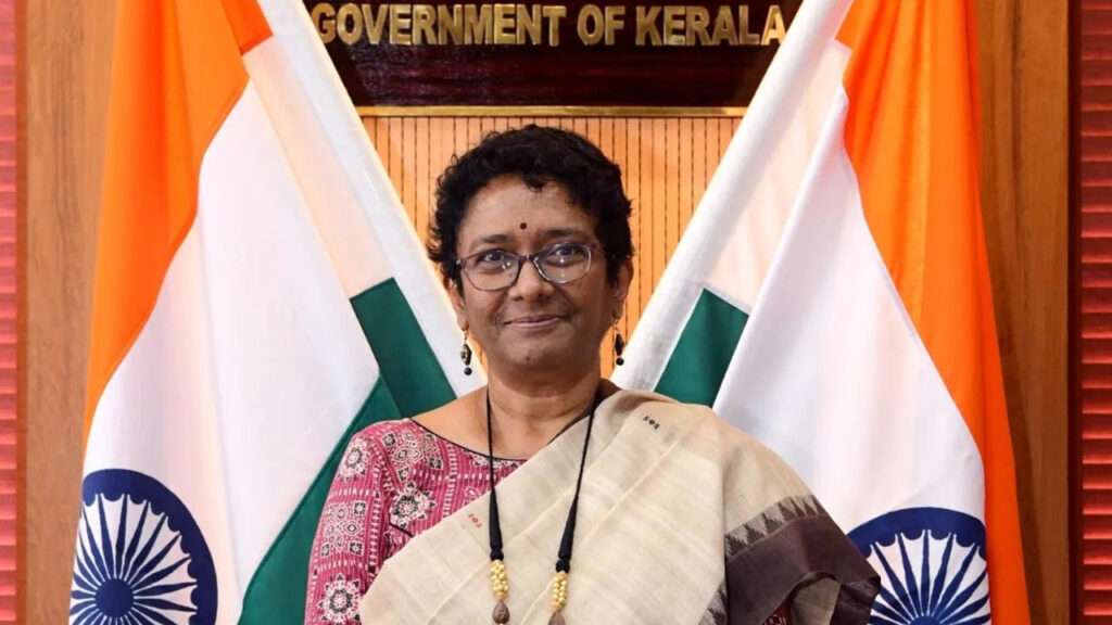 Sarada Muraleedharan : వర్ణ వివక్షపై కేరళ సీఎస్‌ బహిరంగలేఖ