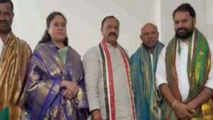 పీసీసీ చీఫ్‌ను కలిసిన ఎమ్మెల్సీ అభ్యర్థులు