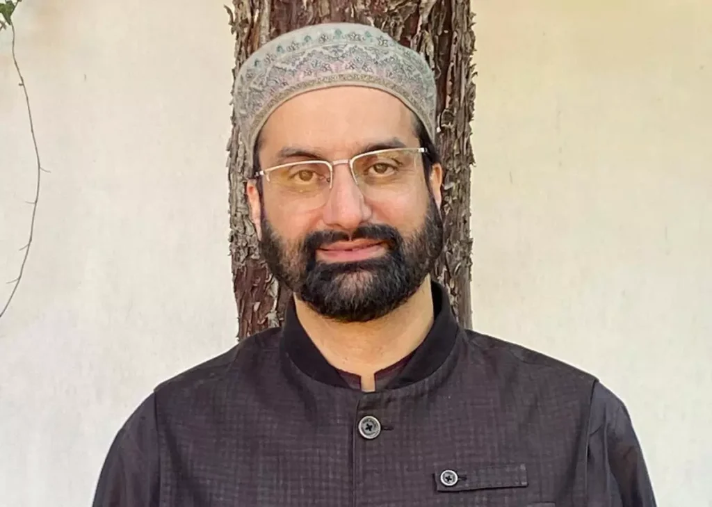 ఈద్ ప్రార్థనలకు ముందు గృహ నిర్బంధంలో మిర్వాయిజ్ ఉమర్ ఫరూక్