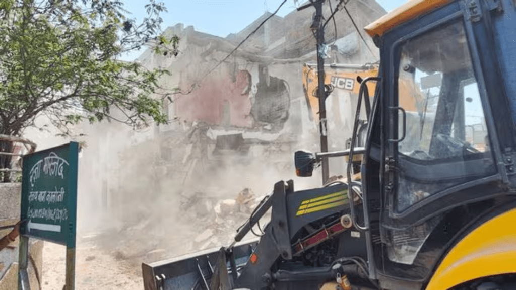 Faheem Khan: నాగపూర్‌లో హింసకు పాల్పడిన నిందుతుడి కట్టడాలు కూల్చివేత