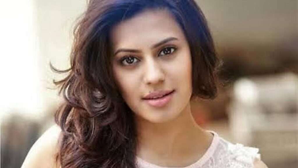 రన్యారావు కేసులో బీజేపీ, కాంగ్రెస్ ఒకరిపై ఒకరు ఆరోపణలు