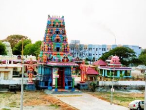 గర్భగుడిలో రహస్య నిధుల కోసం దాడి