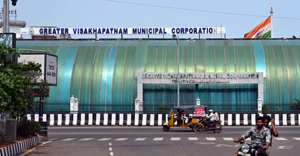 YSRCP: టీడీపీలో చేరనున్న 9 మంది వైసీపీ కార్పొరేటర్లు