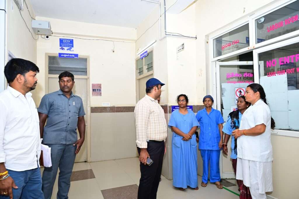 Collector Rahul Raj : ప్రభుత్వ ఆసుపత్రుల్లో మెరుగైన వైద్య సేవలు అందించాలి