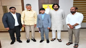 సీఎం చంద్రబాబు తో యువ మేధావి సిద్ధార్థ్ భేటీ