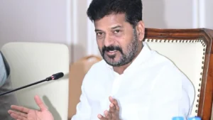 రోడ్లు వేయండి.. నిధుల కోసం వెనకాడొద్దు- సీఎం రేవంత్