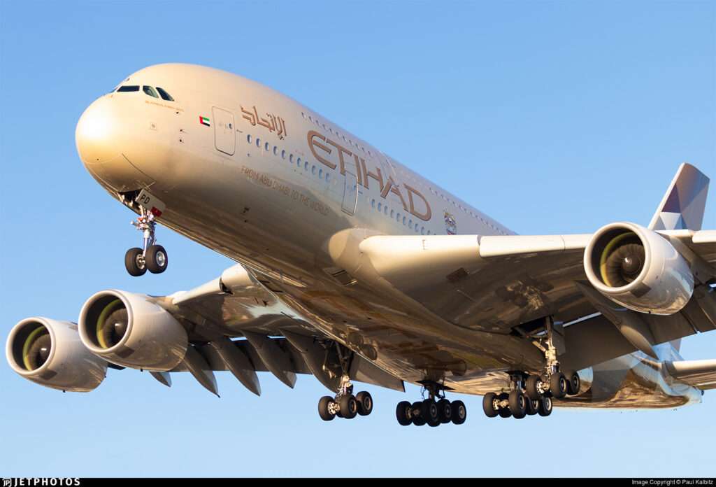 Etihad Airways: ఎతిహాద్ ఎయిర్‌వేస్ బంపర్ ఆఫర్: భారతీయులకు 30% డిస్కౌంట్!
