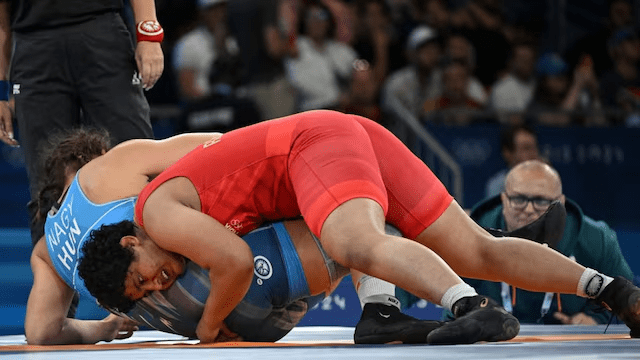 భారత రెజ్లింగ్ సమాఖ్యపై సస్పెన్షన్  