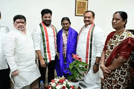 సీఎం రేవంత్‌తో మీనాక్షి నటరాజన్  