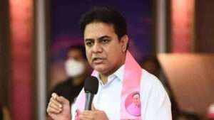 సన్నబియ్యం కోసం చూస్తే దొడ్డుబియ్యం కూడా ఇయ్యలే : కేటీఆర్‌